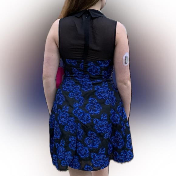 Betsey Johnson Sleeveless Jacquard Dress size 8 - Picture 4 of 7